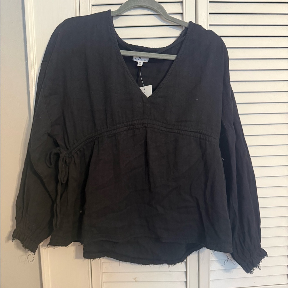 True Craft Black V-Neck Blouse
